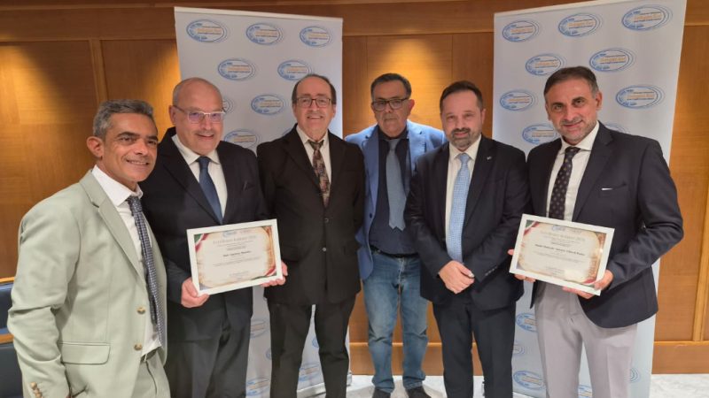 ECCELLENZE 2026: ALLA CAMERA DEI DEPUTATI PREMIATI IL M. GAETANO MASCHIO E LA “BANDA MUSICALE AURORA – CITTÀ DI PANZA” (video)